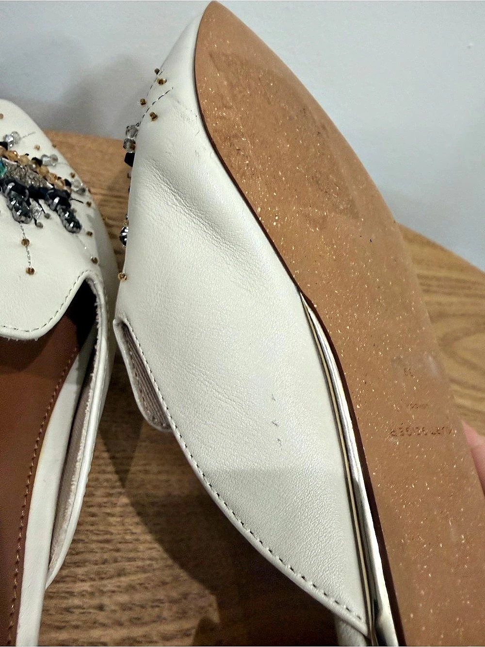 Kurt Geiger White Leather
Pointed Mules with Green Eye Embellishment - Picture 5 of 6